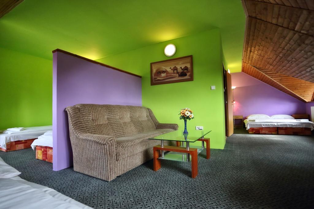 Penzion Šatovské lípy Exterior foto