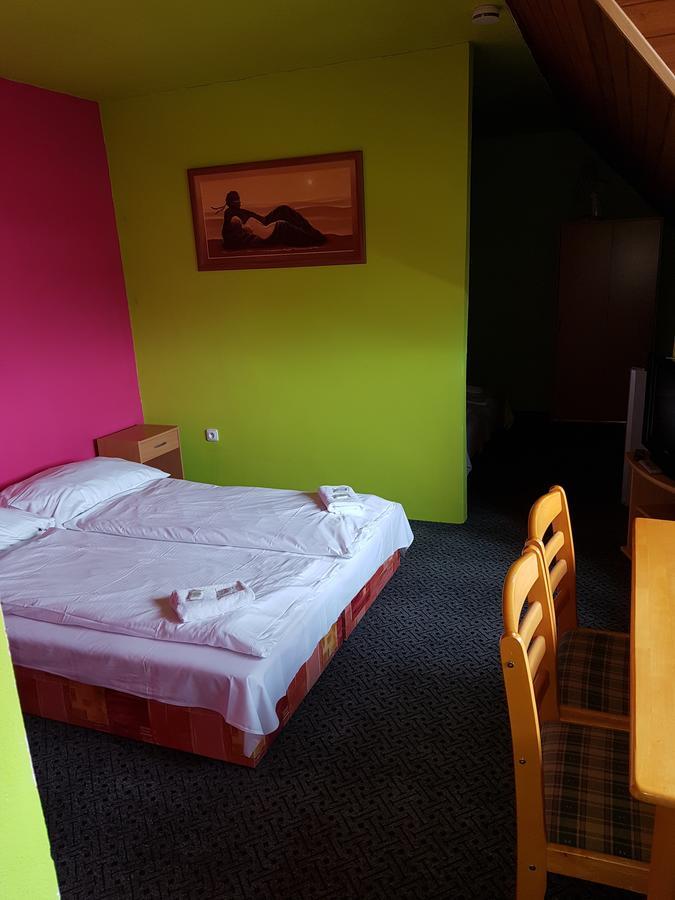 Penzion Šatovské lípy Exterior foto